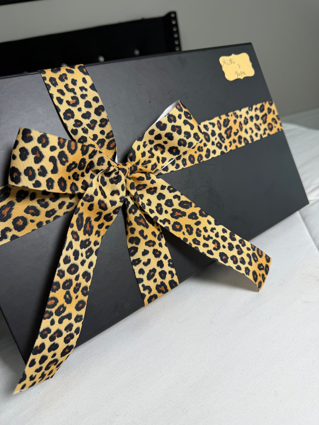 Custom Invite Boxes